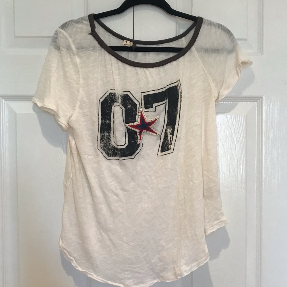 🌟⭐️ RARE: FREE PEOPLE ‘07 T-SHIRT ⭐️🌟